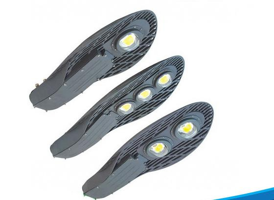 Dustproof Fireproof Material LED Street Light