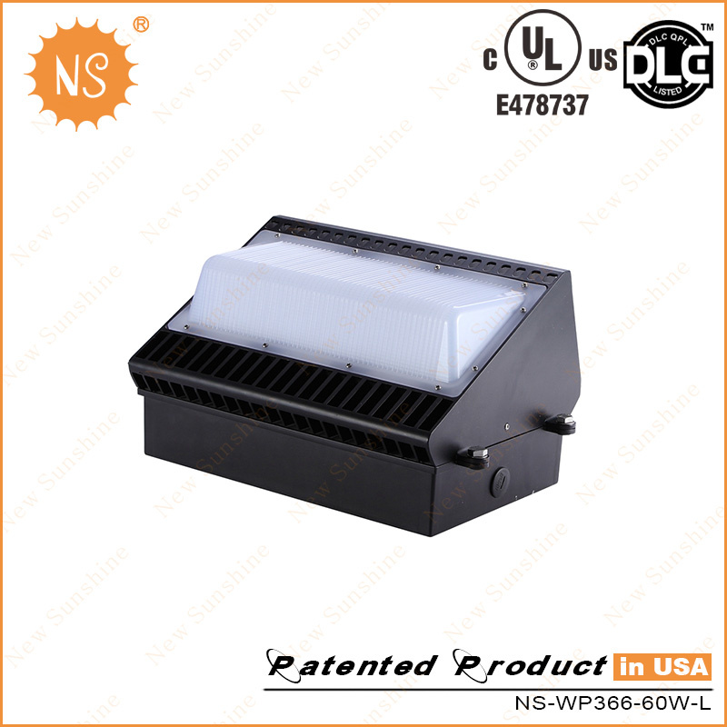 UL Dlc Listed IP65 60W LED Outdoor Wall Light