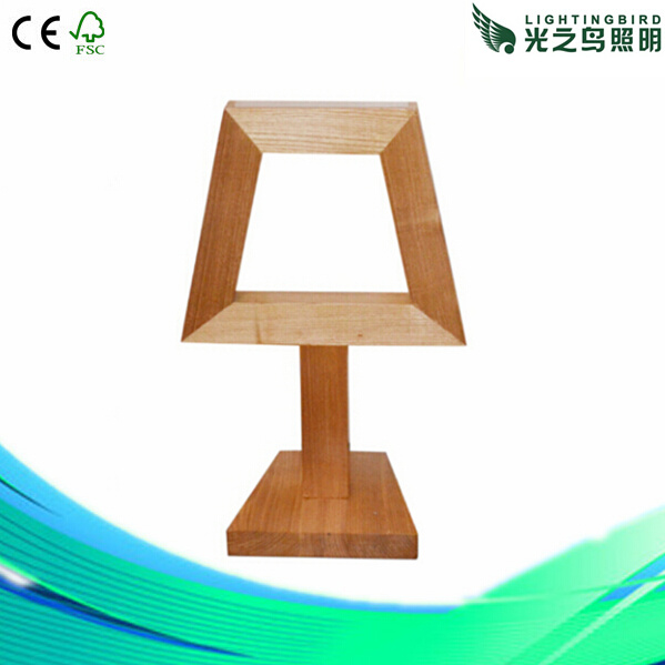 2014 Hot Sale Modern Wood Table Lamp for Decoration (LBMT-TC)
