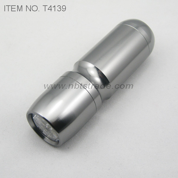 9 LED Flashlight (T4139)