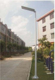 20W One Design LED Solar Street Light with Pole