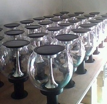 Solar Garden Lighting/Solar Lawn Light for Garden Wall (SRE-ZD-005)