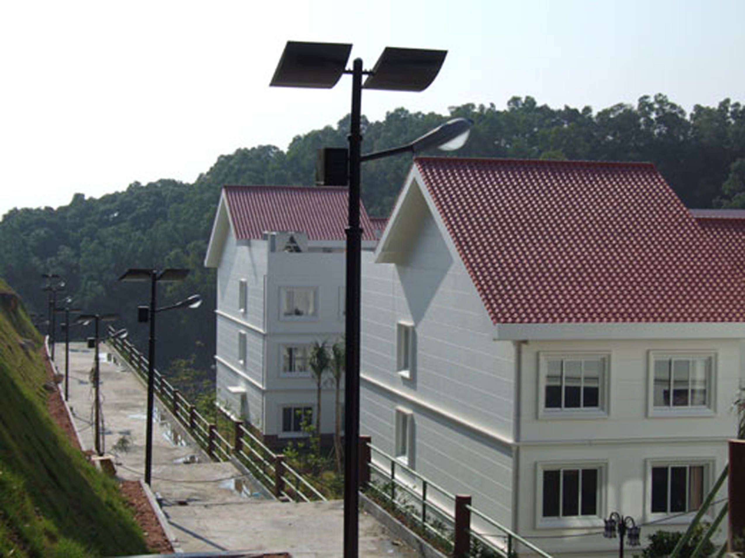 5 Yeaes Warranty IP66 30W-100W Solar Street Light with CE