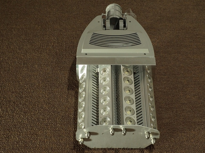 Unit Design IP65 Energy Saving 110W LED Street Light