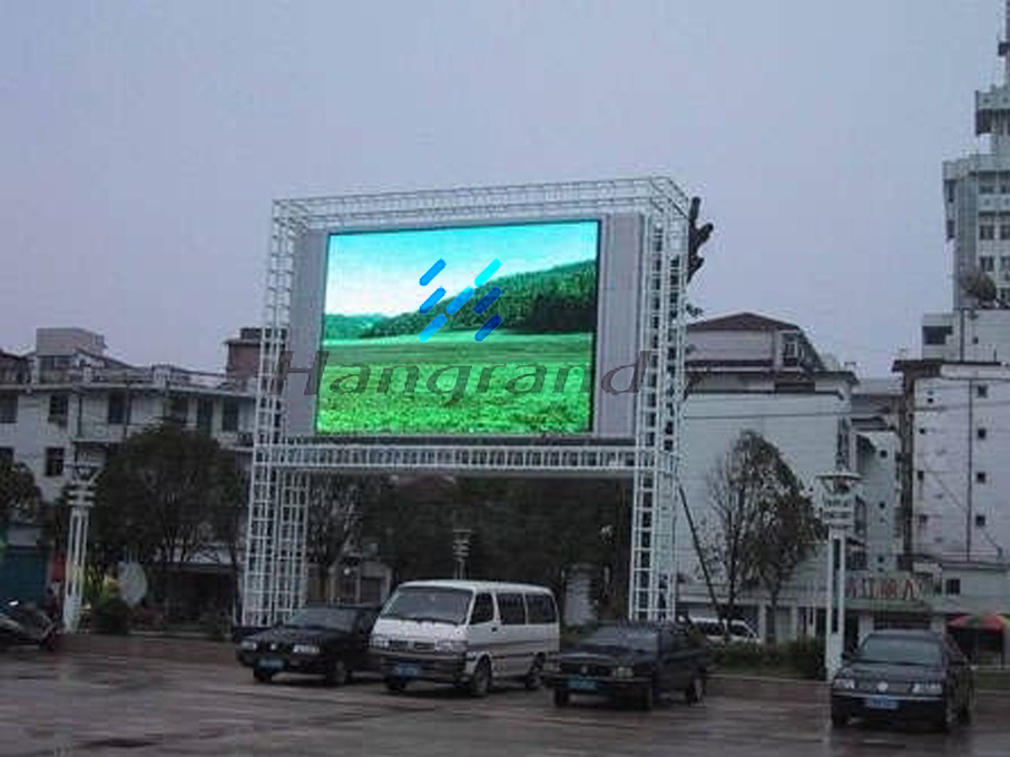 LED Flat Panel Displays