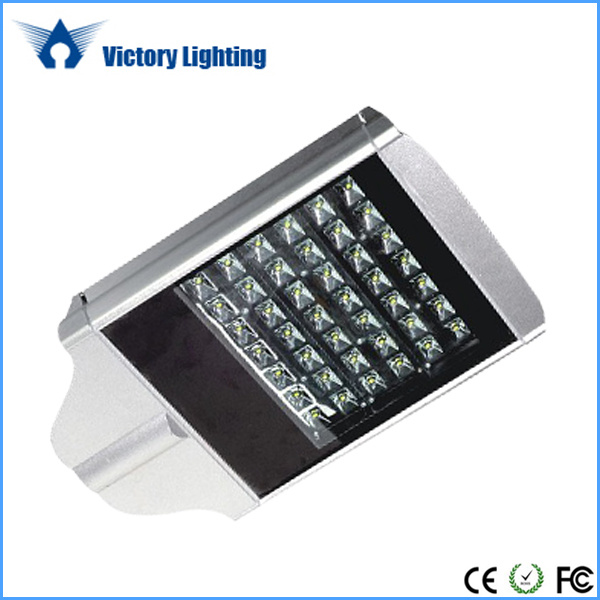 Engineering Waterproof 42W LED Street Light for Highway