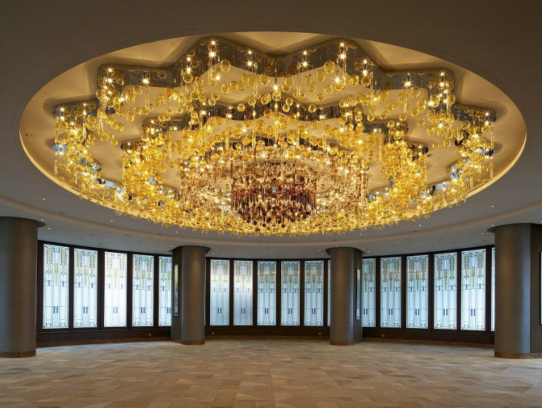 LED Light Luxury Customized Glass Bubble Chandelier