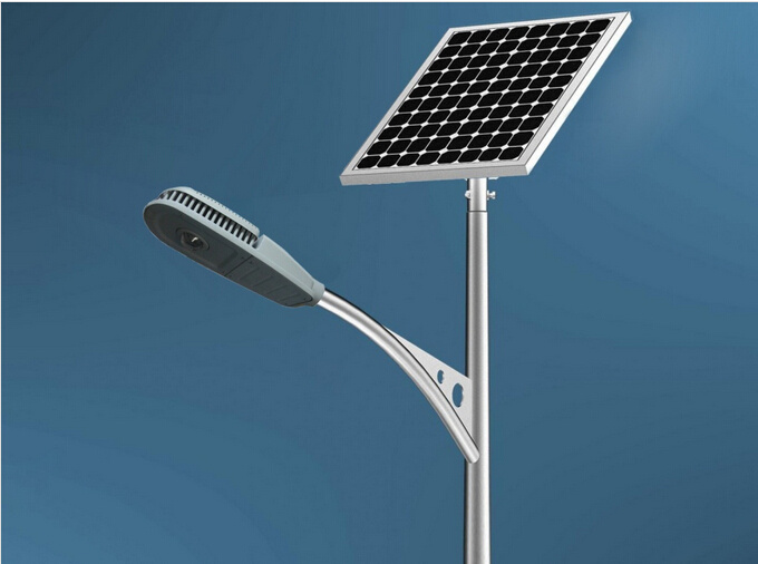 6m Single Arm LED Street Light with Mono. Panels