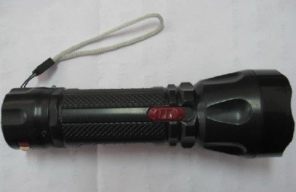 Rechargeable LED Flashlight (YJ-0928)