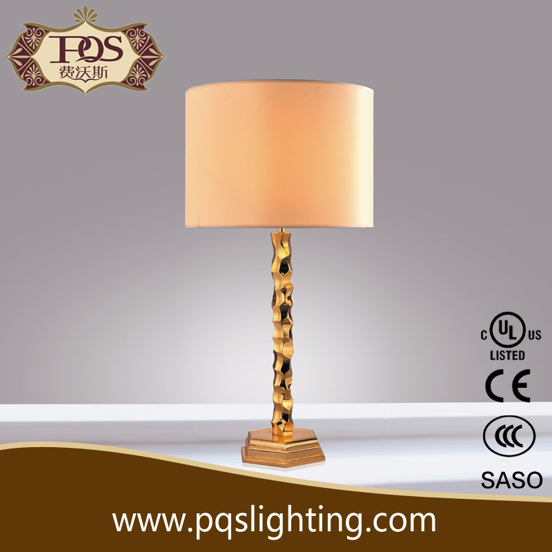 Royal Style Brass Table Lamp for Hotel Decor