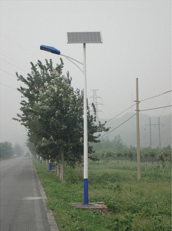 Economical 20W LED Solar Street Light