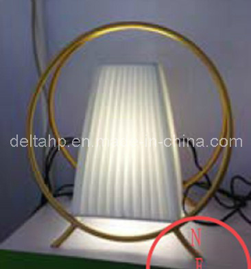 Home Table Desk Lamp with Metal Round Frame for Office Decoration (C5007323)