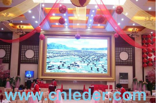 pH10 Indoor Full Color LED Displays