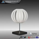 Round Table Lamp with Square Wooden Base (C500777)