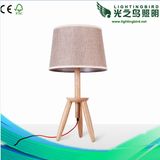Lightingbird Graceful Home Decoration Wood Table Lamp (LBMT-DL)