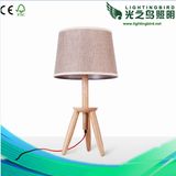 Lightingbird Graceful Home Decoration Wood Table Lamp (LBMT-DL)